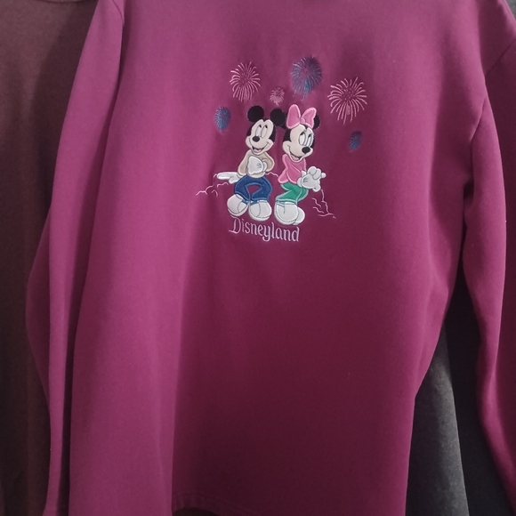 Great buy disney great top - Picture 2 of 2